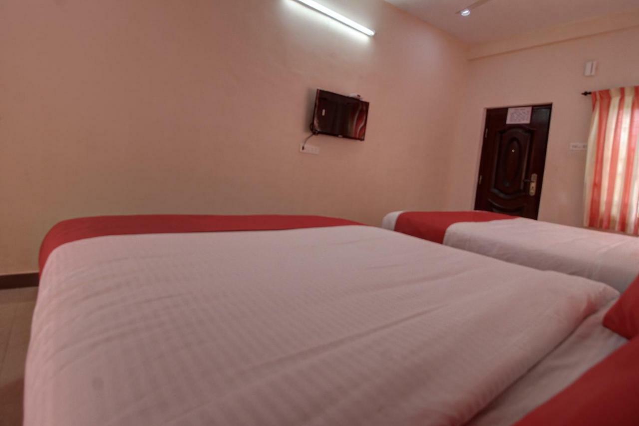 Oyo 42678 Hotel Vasantha Bhavanam Saver 哥印拜陀 外观 照片